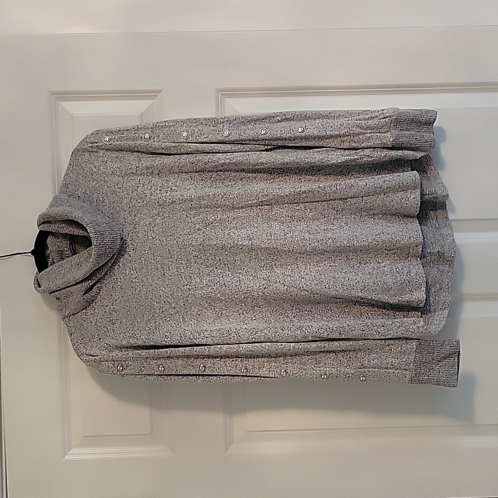 Pink Clover sweater M
